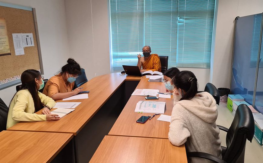 ประชุมย่อยร่วมกับบุคลากรกองแผนฯ กองพัฒนาฯ กองเทคโนฯ